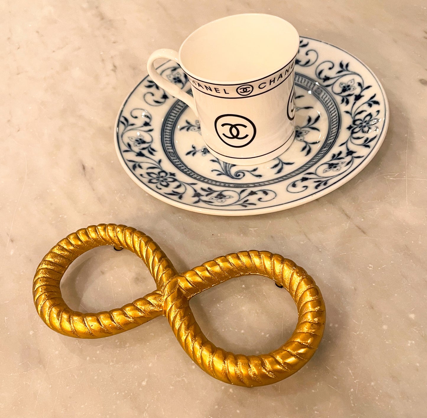 Infinity Trivets Gold